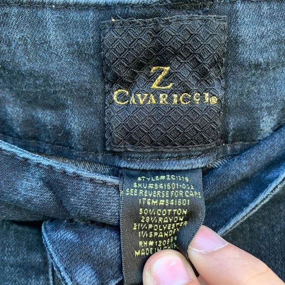 Z. Cavaricci women's size 14 ankle jeans, inseam 25 1/2" - Picture 4 of 4